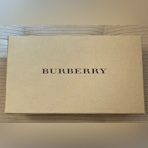 Burberry Beige Logo Gift Box
